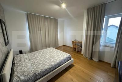 Casă cu 7 camere cu Teren 163 Mp în Lucian Blaga - 12