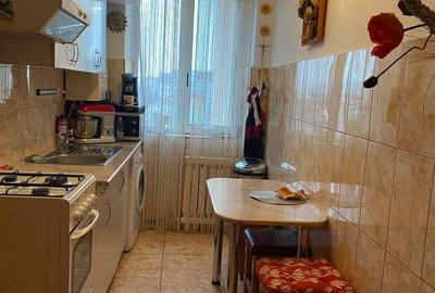 Apartament cu 2 camere decomandat în Decebal - 2