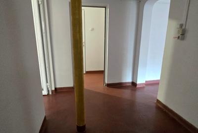 Apartament cu 3 camere decomandat în Micro 5 - 4