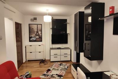 Apartament cu 2 camere decomandat în Exterior Vest