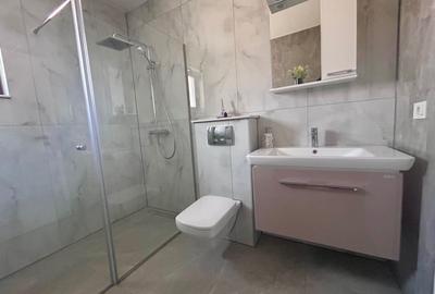 Casă cu 3 camere în Central