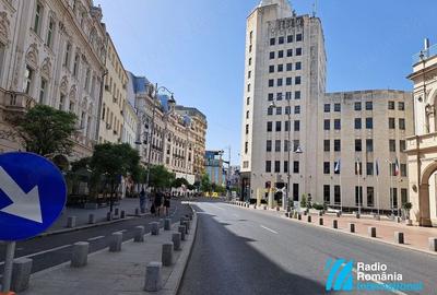 Apartament cu 3 camere decomandat în Calea Victoriei