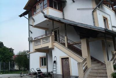 Casă cu 4 camere în Bascov - 3