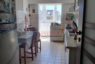 Apartament cu 4 camere decomandat în Octavian Goga - 4
