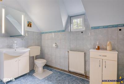 Casă cu 6 camere cu Canalizare în Schei - 14