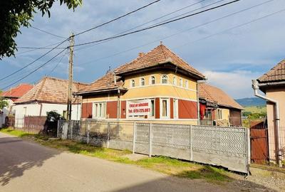 Casă cu 5 camere cu Teren 1100 Mp în Hodac - 10