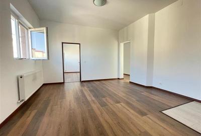 Apartament cu 3 camere semidecomandat în Romană - 4