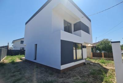 Casă cu 4 camere cu Teren 310 Mp în Berceni