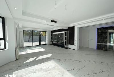 Casă cu 8 camere cu Teren 1030 Mp în Ciolpani