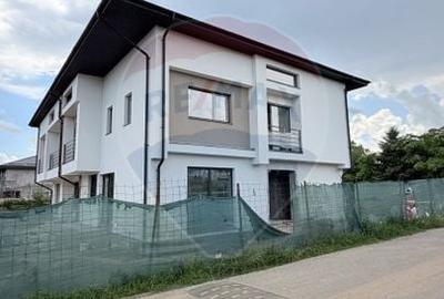 Duplex cu 4 camere cu Teren 110 Mp în Periferie - 2