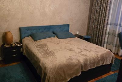 Apartament cu 3 camere decomandat în Ultracentral