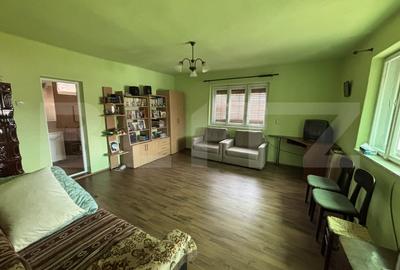 Casă individuală cu 4 camere cu Teren 1439 Mp în Hereclean