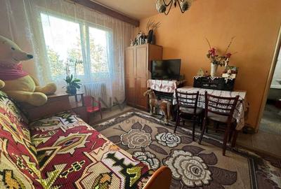 Apartament cu 3 camere semidecomandat, mobilat în Mănăștur