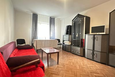 Apartament cu 2 camere decomandat în Soarelui