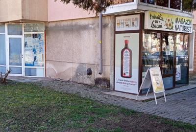Spațiu comercial, de 50 mp, în Central