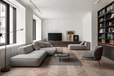 Apartament cu 4 camere în Eroii Revoluției