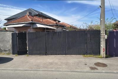 Casă cu 3 camere cu Canalizare în Brestei