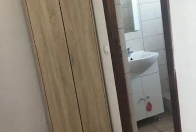 Garsonieră decomandată în Take Ionescu