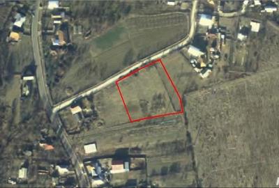 Teren de 700 mp, în Călinești - 1