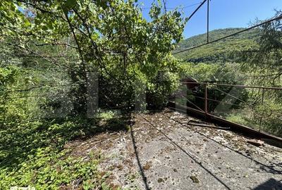 Casă cu 4 camere în Pericei
