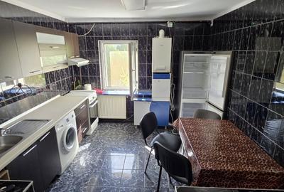 Apartament cu 3 camere decomandat în Baciu