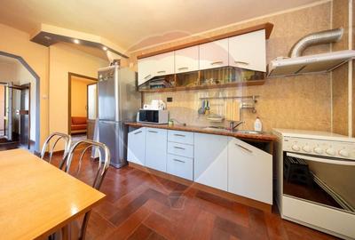 Casă individuală cu 4 camere cu Teren 520 Mp în Central - 2