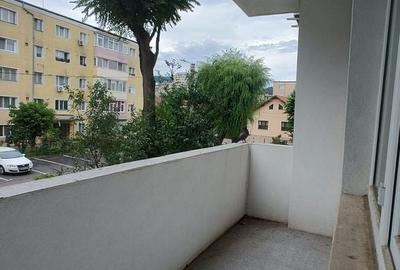 Apartament cu 2 camere decomandat în Gojdu
