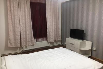 Apartament cu 2 camere decomandat, mobilat în Centrul Civic