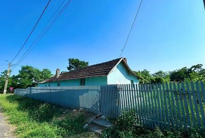 Teren de 14500 mp, în Unirea