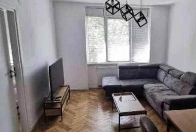Apartament cu 2 camere semidecomandat în Horea
