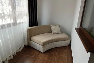 Garsonieră decomandată în Central