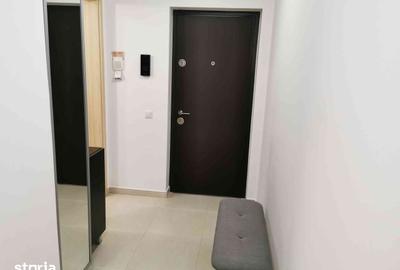 Apartament cu 2 camere decomandat, mobilat în Tractorul - 3