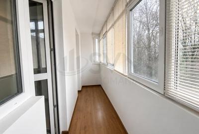 Apartament cu 4 camere decomandat în Bucureștii Noi