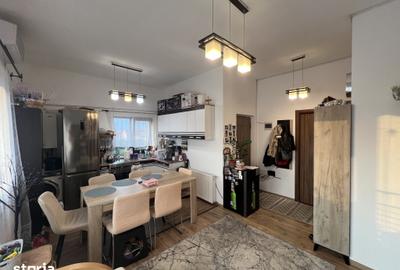 Apartament cu 3 camere în Soarelui
