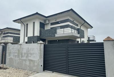 Casă cu 4 camere în Berceni - 2