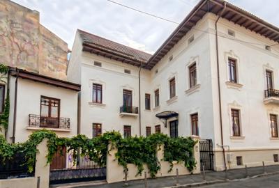 Casă individuală cu 20 camere cu Canalizare în Cișmigiu - 1