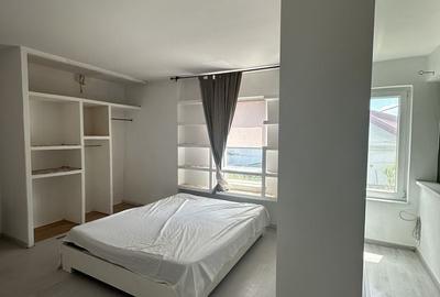 Casă cu 4 camere în Central - 2