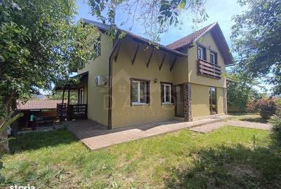 Casă cu 4 camere cu Teren 463 Mp în Central