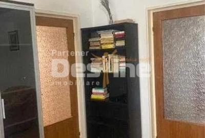 Apartament cu 3 camere semidecomandat, mobilat în Drumul Taberei