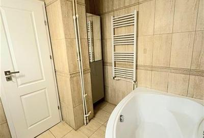 Apartament cu 4 camere semidecomandat, mobilat în City Park Mall - 18