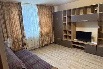 Garsonieră decomandată în Central