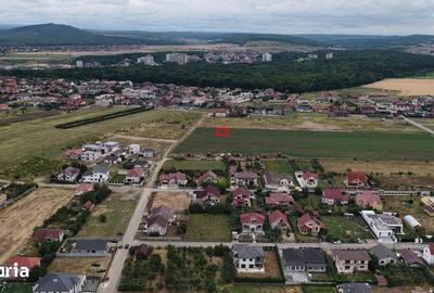 Teren de 2080 mp, în Sânmartin - 3