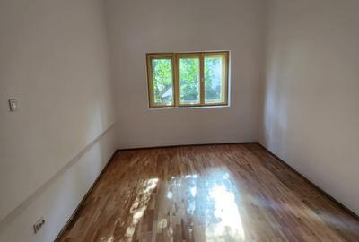 Apartament cu 3 camere decomandat în P-ța Unirii - 8