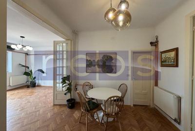 Apartament cu 3 camere în Știrbei Vodă