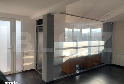 Spațiu comercial, de 390 mp, în Luna