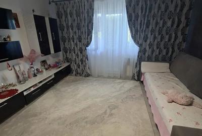 Apartament cu 3 camere semidecomandat în Central - 5