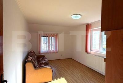 Casă cu 3 camere cu Teren 400 Mp în Central - 5