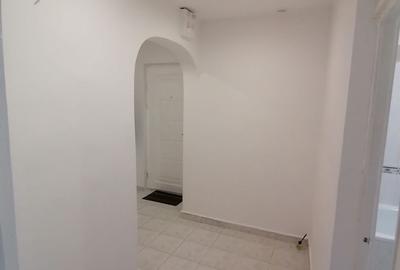 Garsonieră decomandată în Răcădău
