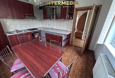 Casă individuală cu 4 camere cu Canalizare în Cetate - 9