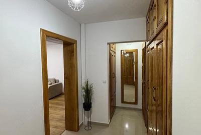 Apartament cu 3 camere decomandat în Craiovei - 6
